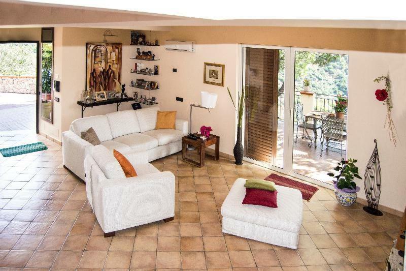 Casa Vacanze Gallodoro Letojanni Exteriér fotografie